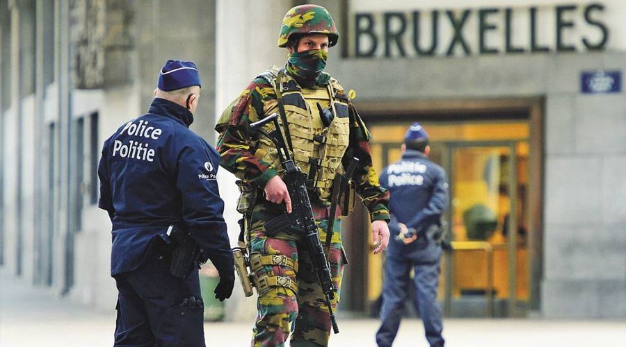 تفكيك شبكة قرصنة معلوماتية موالية لروسيا استهدفت أوكرانيا وحلفاءها