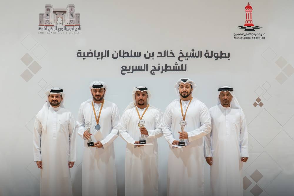 خالد القاسمي والهولي مع الأبطال