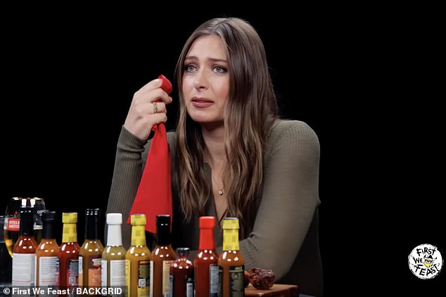 شاراوبفا تعاني في التحدي