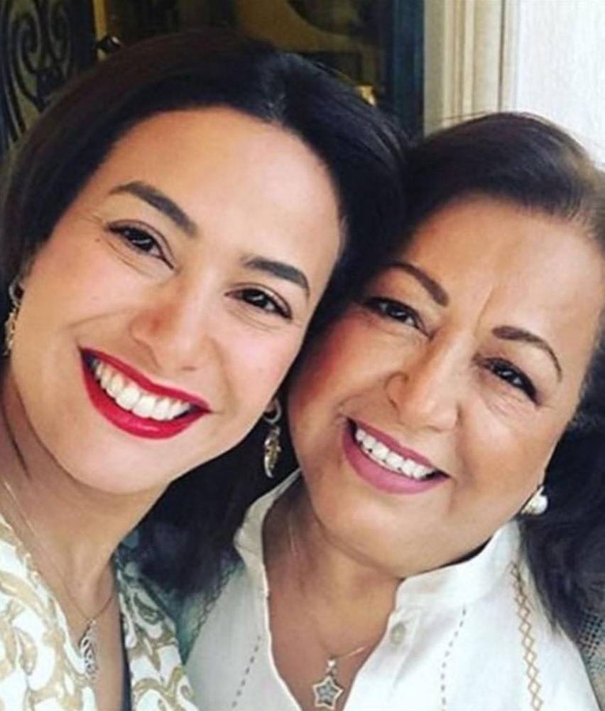 الفنانة التونسية هند صبري ووالدتها 