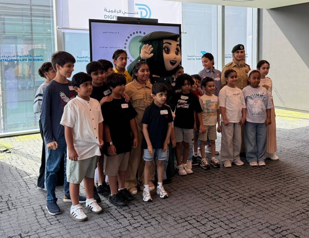 مرور دبي تنظم محاضرات توعوية لطلبة الأنشطة الصيفية