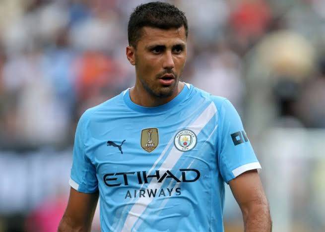 رودري على رادار ريال مدريد.. عرض ضخم لضم نجم مانشستر سيتي