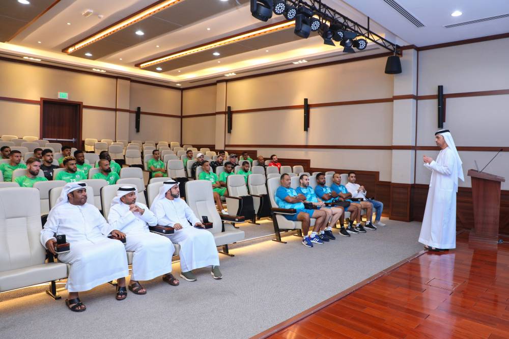 خلال استقبال إدارة دبا الحصن للاعبين