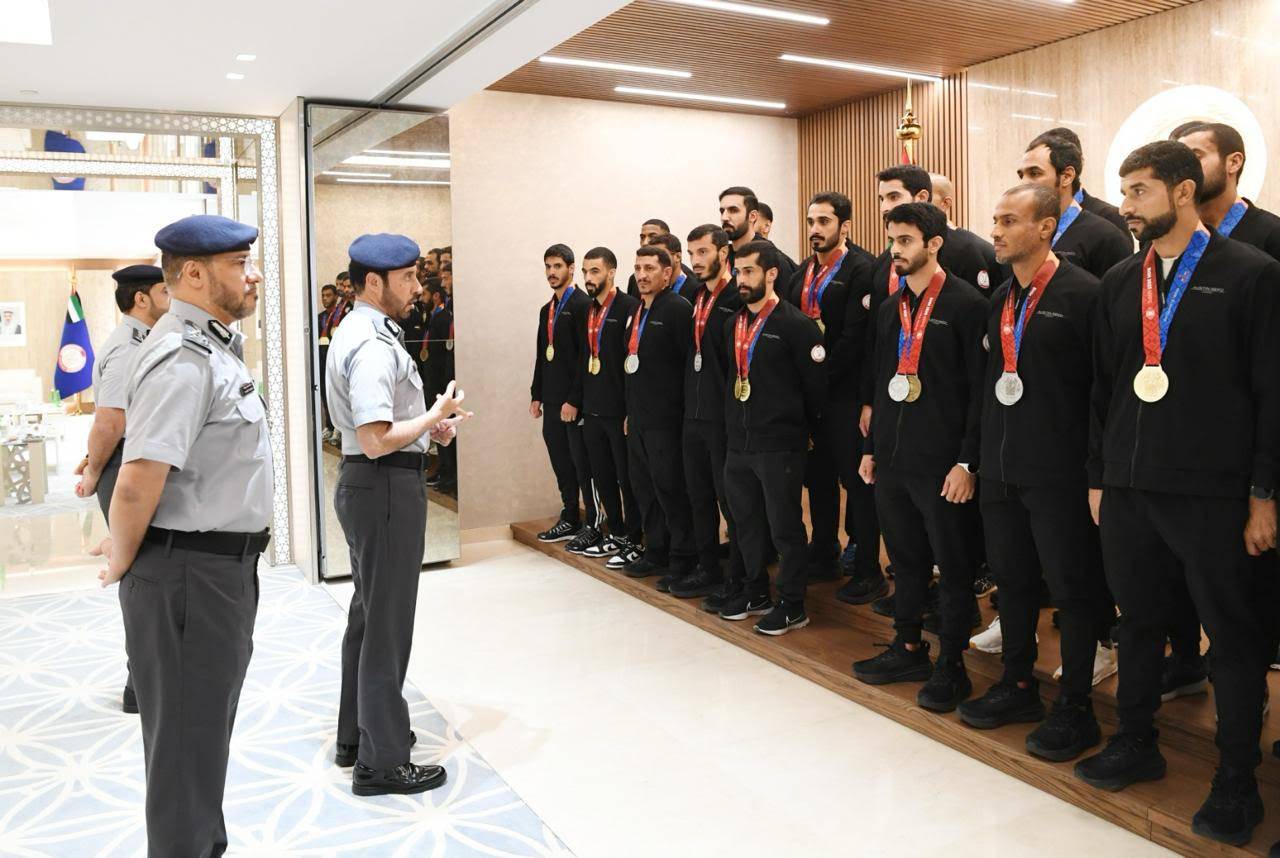 أحمد المهيري يتحدث للأبطال الرياضيين