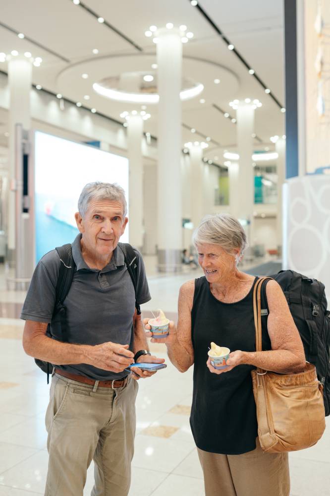 أسلوب مبتكر للترحيب بزوار دبي القادمين جواً