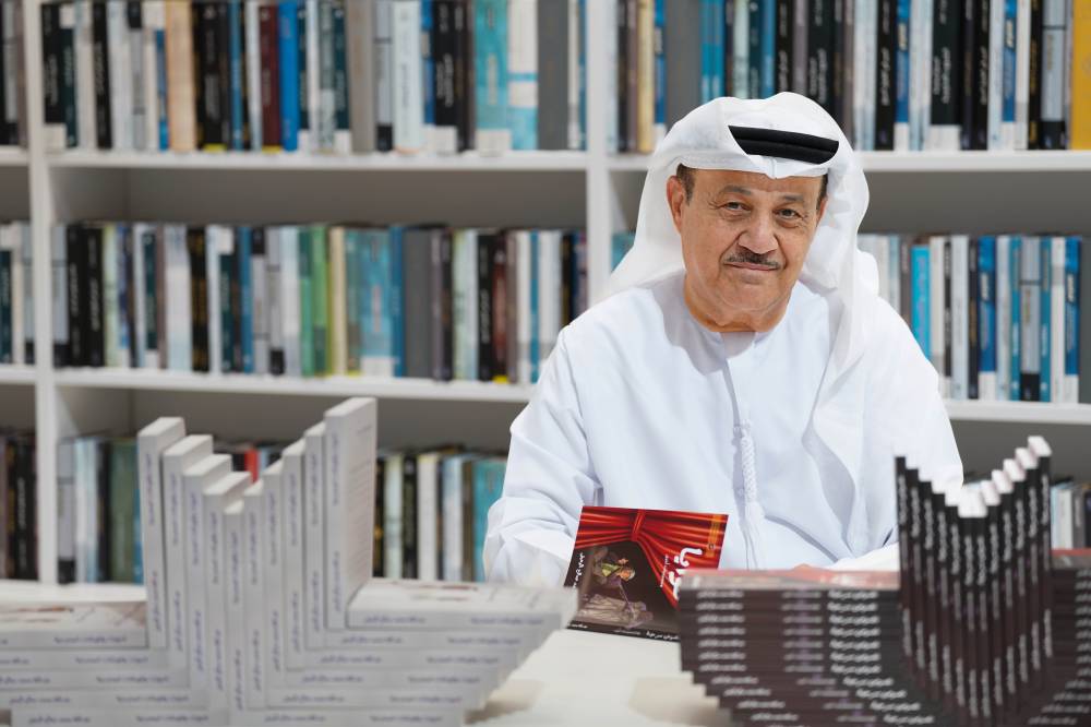 عبد الله صالح يوقع «طوايا» في مكتبة محمد بن راشد