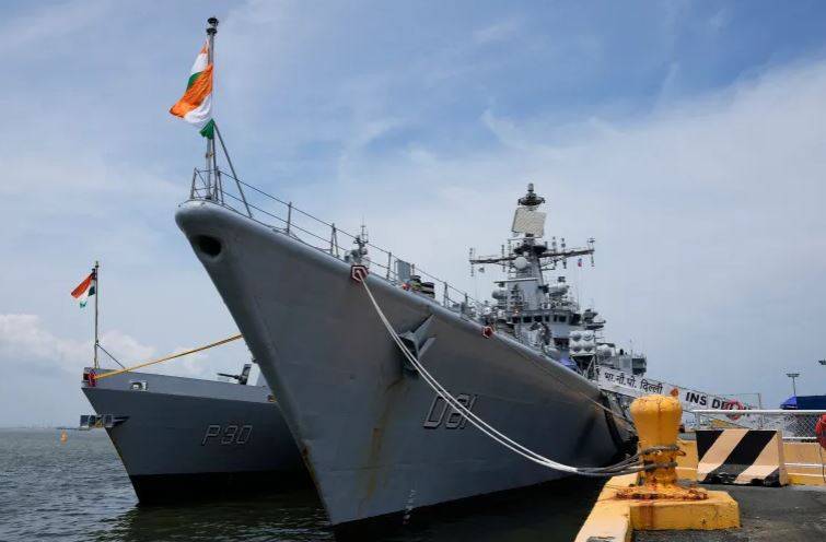 الفلبين والهند تبدآن دوريات بحرية مشتركة في بحر الصين الجنوبي