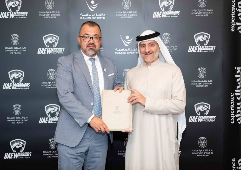  الجزيري ودرويش بعد تمديد عقد التعاون