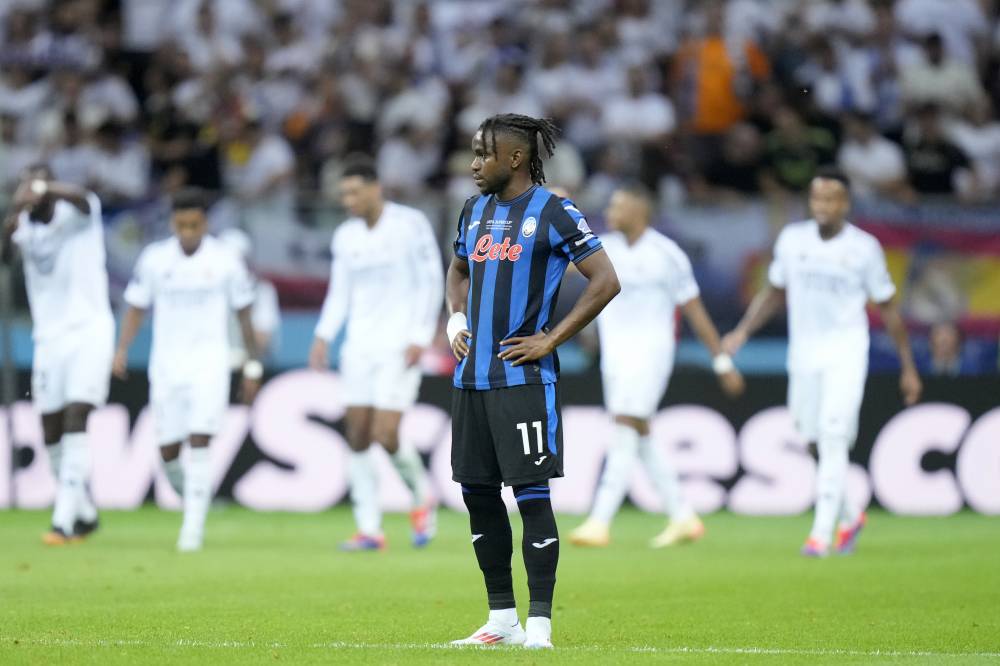 النيجيري أديمولا لقمان