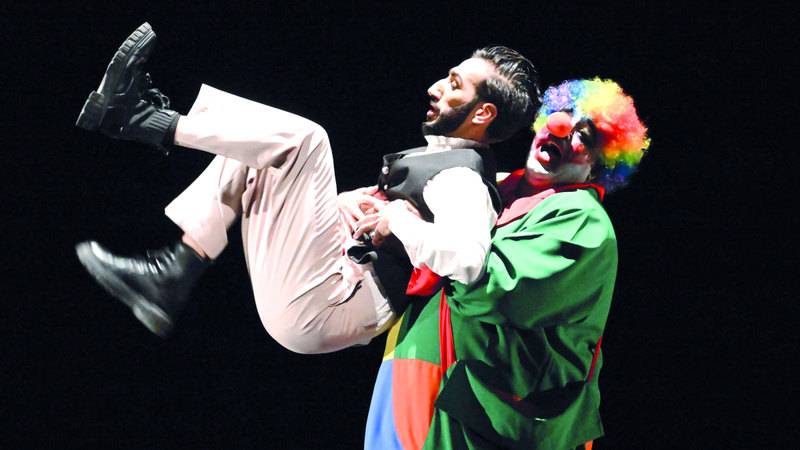 جانب من العرض