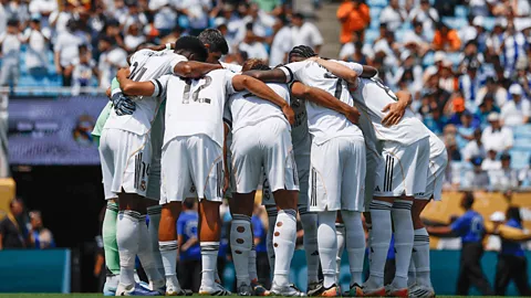 ريال مدريد يواجه أوساسونا بدون أبرز 5 من نجومه