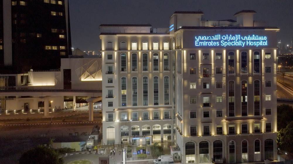 جراحة العمود الفقري المتقدمة طفيفة التوغل أكثر سهولة في دبي