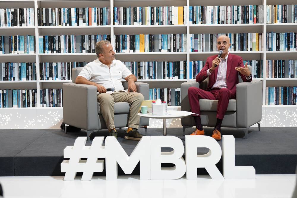 خلال الأمسية