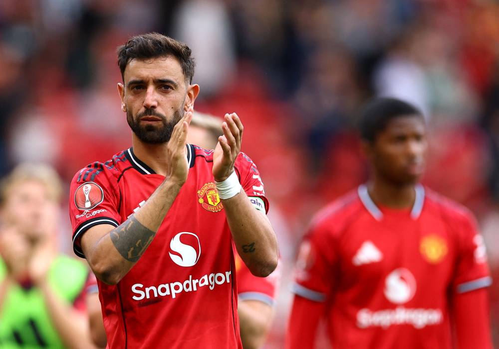 برونو فيرنانديز عقد اجتماعاً سرياً مع نادي الاتحاد السعودي