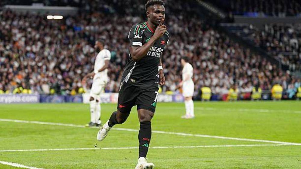 ساكا يغيب نحو أربعة أسابيع بداعي الإصابة