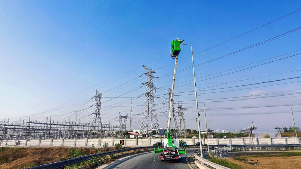 «أبوظبي للصادرات» يضيء على أنشطته في أنغولا