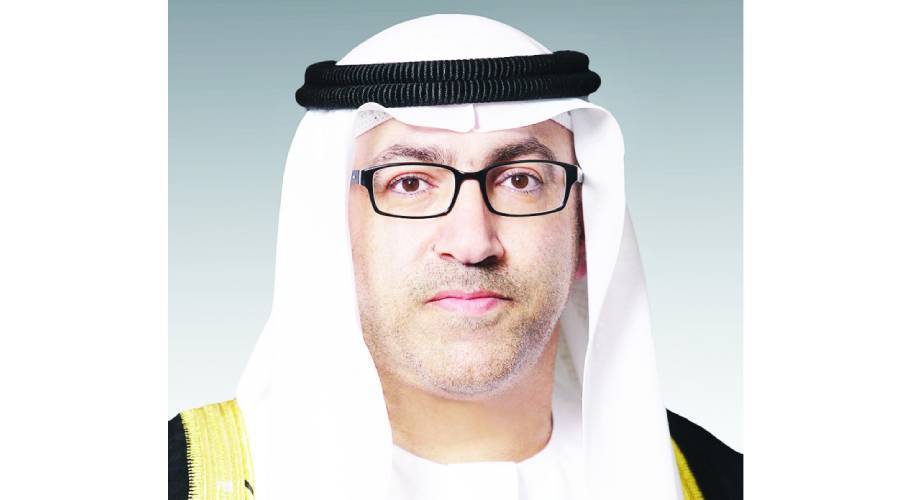 عبد الرحمن العويس: الإماراتية شريك في مسيرة البناء