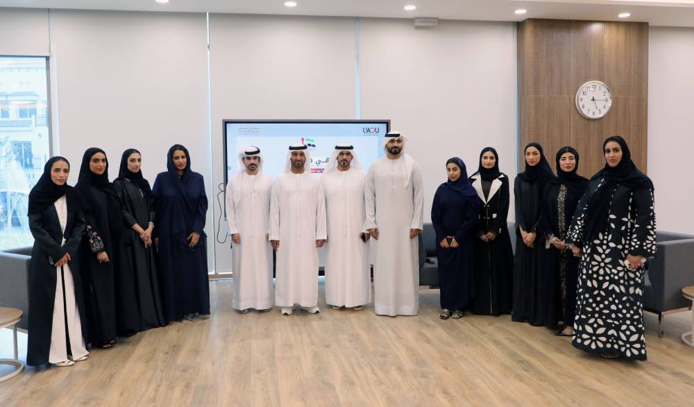 جامعة أم القيوين تنظم جلسة «هي فخرنا»