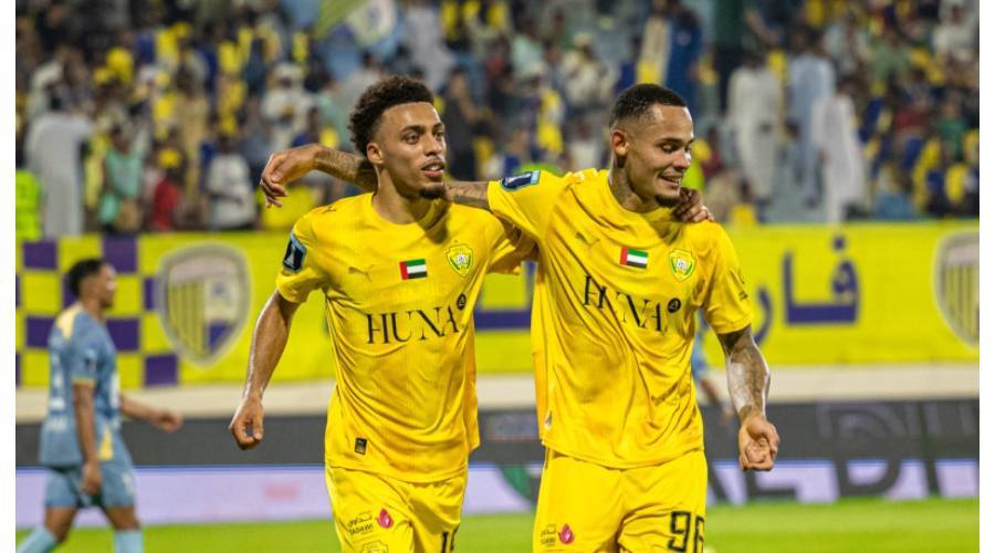 فرحة لاعبي الوصل بتسجيل أحد الأهداف