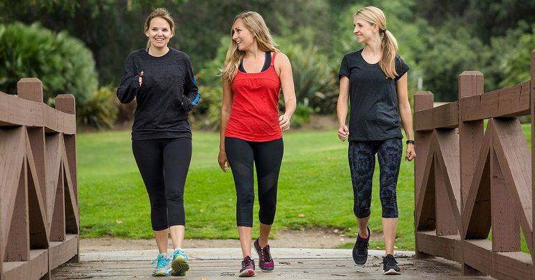 المشي بعد الغداء.. دواء مجاني لإطالة العمر