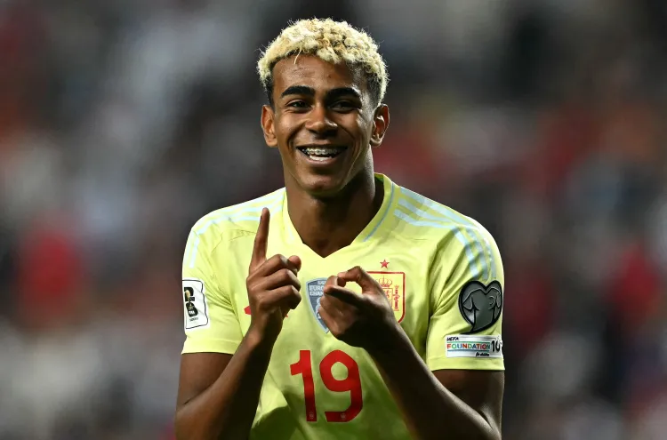 صحيفة تكشف فشل بايرن ميونخ في ضم يامال وجافي من برشلونة