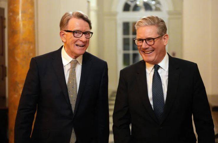 ستارمر يقيل سفير بريطانيا لدى أمريكا لصلاته بـ«إبستين»