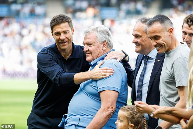 ألونسو يرحب بتوشاك 