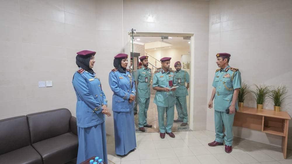 قائد شرطة عجمان يشيد بإدارة حماية ووقاية المجتمع