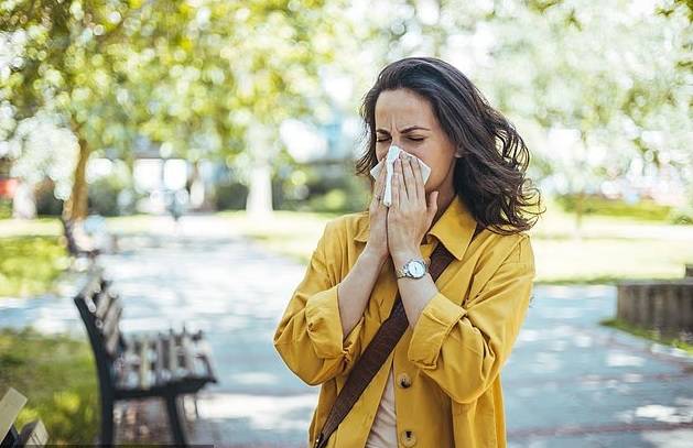 سرطان بلعوم عدواني ونادر