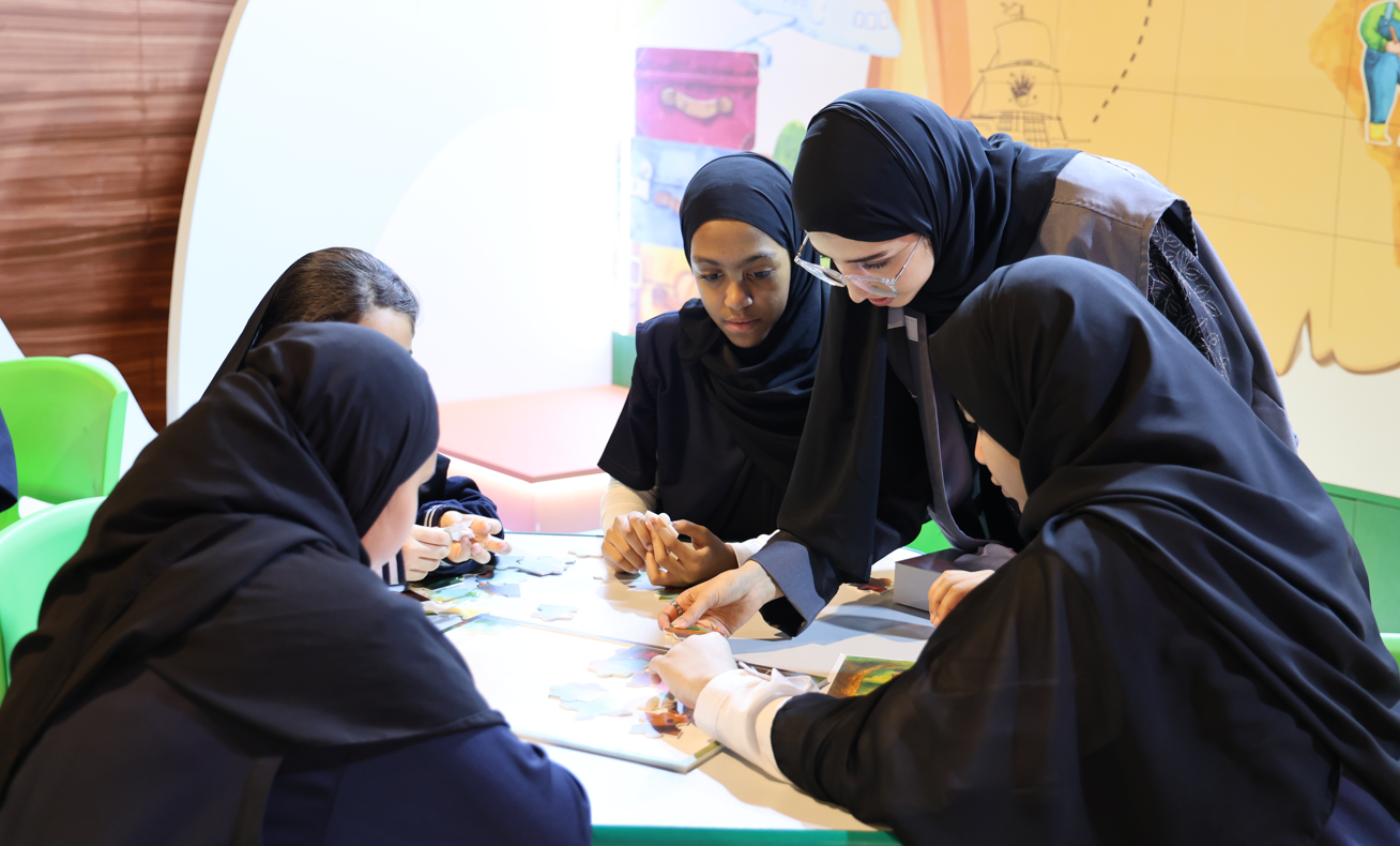 __المشاركة ملتقى الشارقة للراوي_ (2)