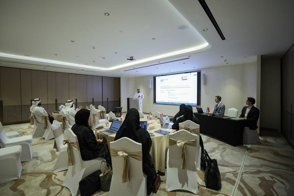 جانب من الدورة