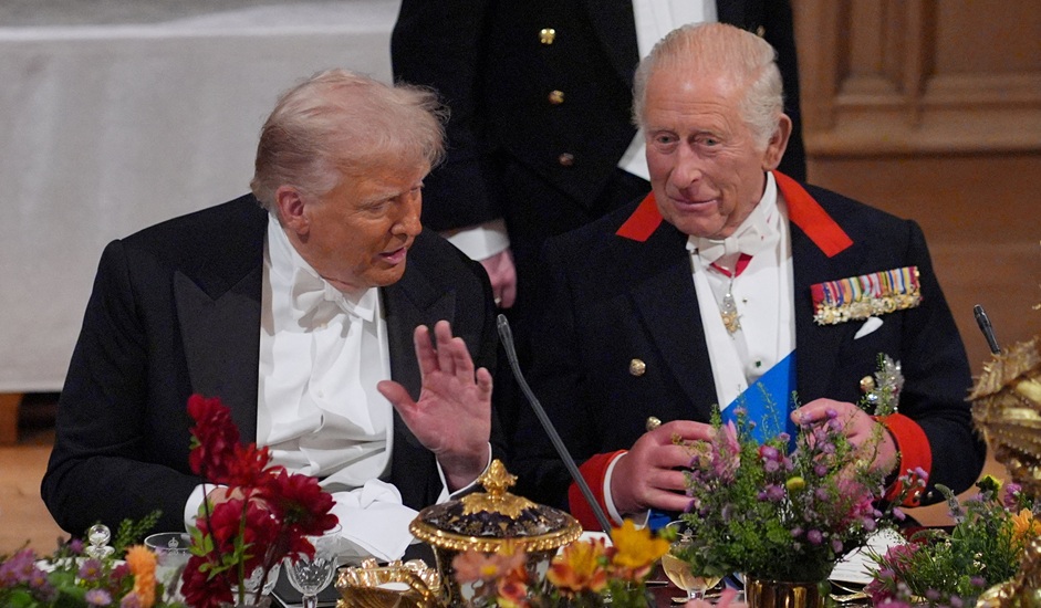 حديث بين الملك تشارلز وترامب