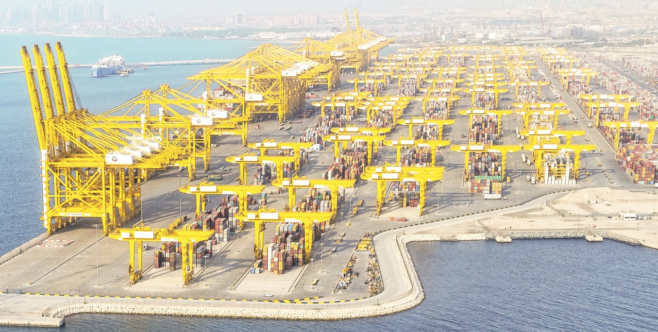 إحدى محطات ميناء جبل علي في دبي