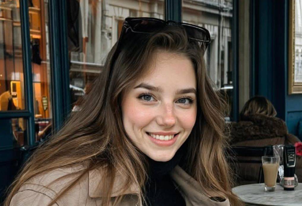 «تيلي نوروود» تدخل التاريخ كأول ممثلة من الذكاء الاصطناعي