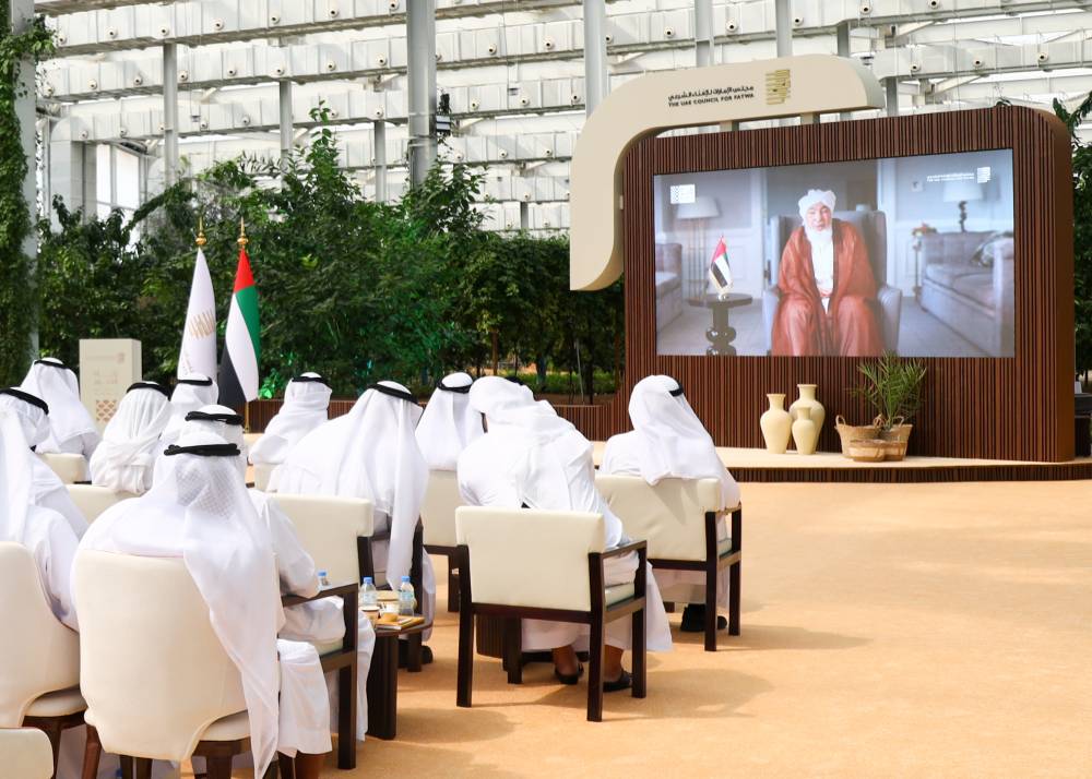 عبدالله بن بيّه: 541 كيلو نصاب زكاة التمور بعد التجفيف