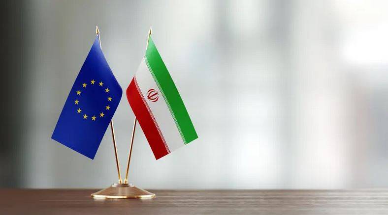 إيران تعلن تجميد المحادثات النووية مع أوروبا
