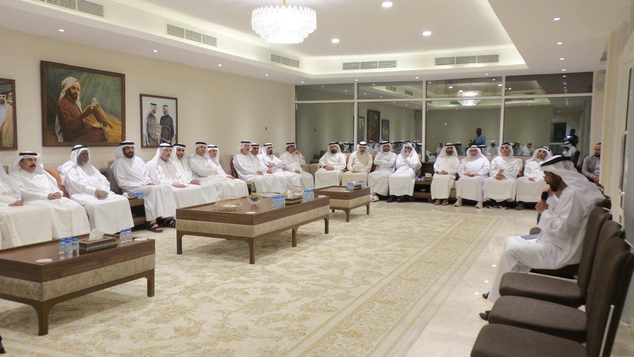 جانب من الأمسية