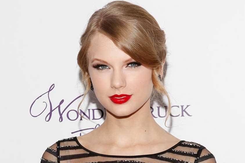 تايلور سويفت