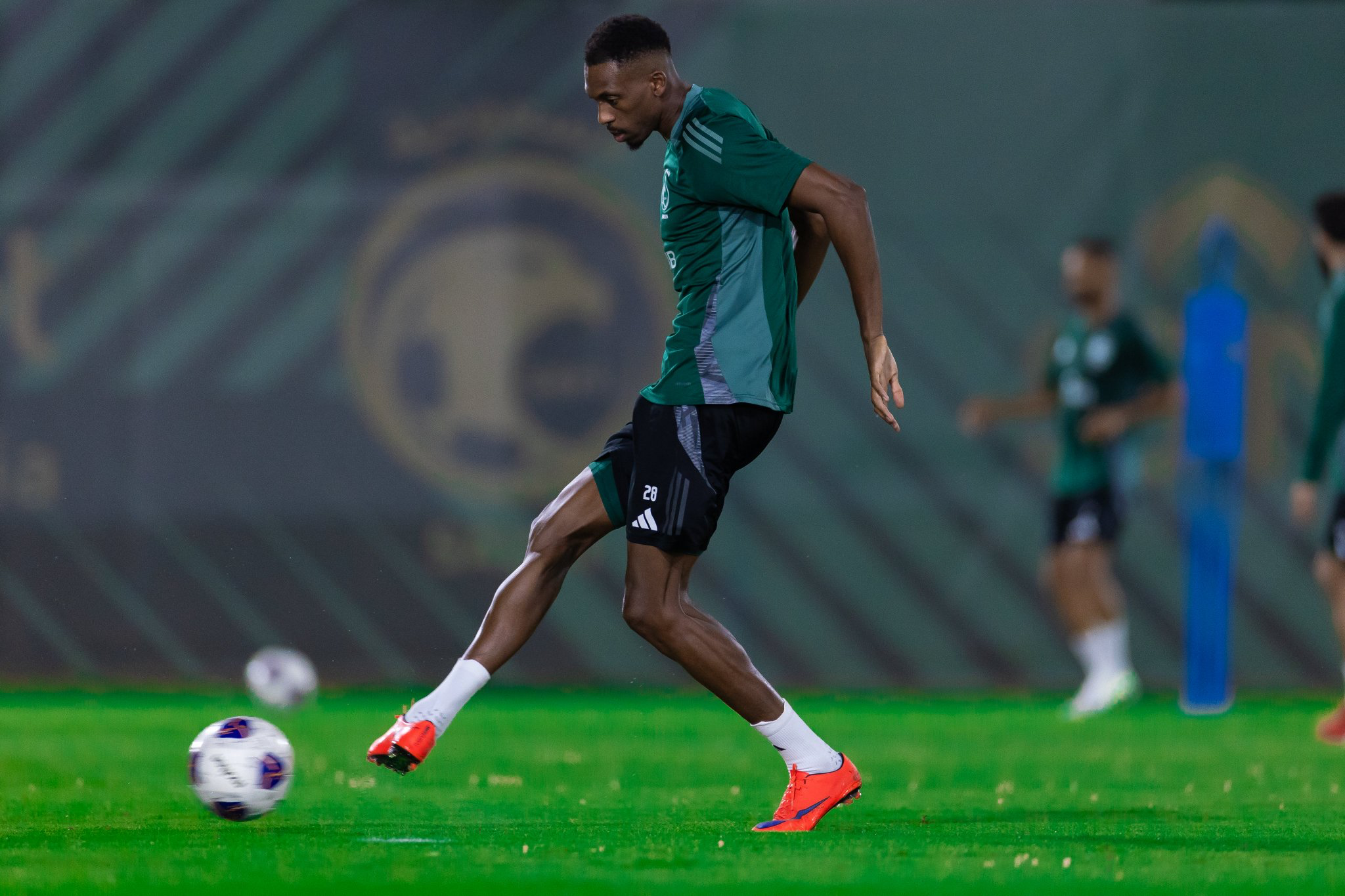 تقرير العلي يهدد كنو بالإيقاف الطويل