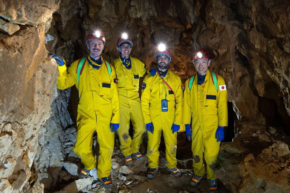 رائد الفضاء محمد الملا يُكمل بنجاح برنامج CAVES التابع لوكالة الفضاء الأوروبية