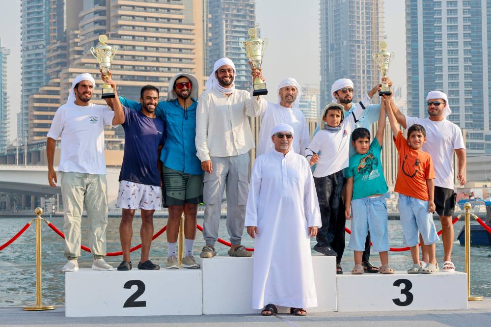 خلال تتويج الفائزين