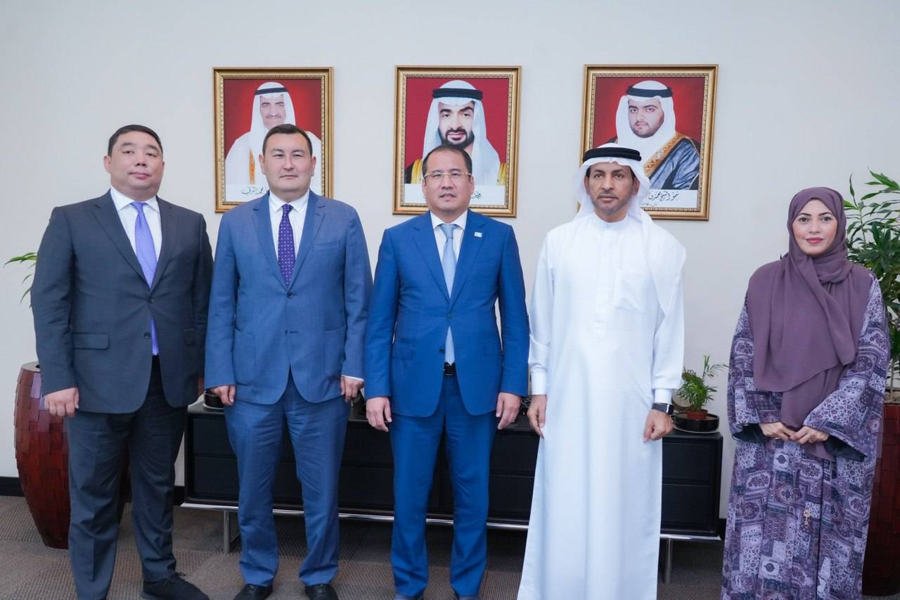 33.5 مليون درهم التبادل التجاري بـين الفجيرة وكـــازاخـستان في 2024