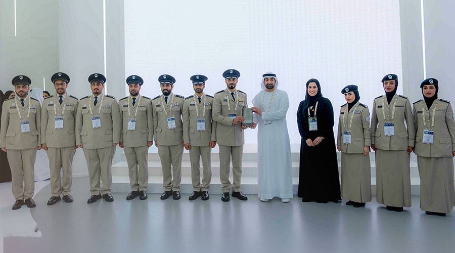 شرطة الشارقة أفضل ريادة تقنية في جيتكس 2025