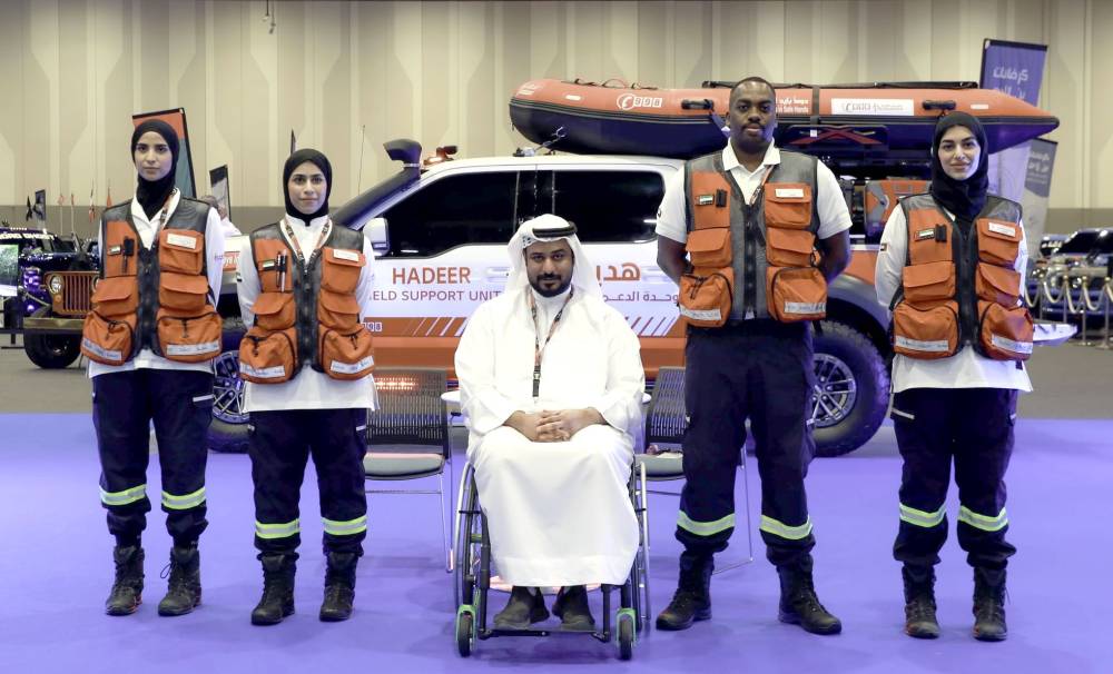 إسعاف دبي تعرض «الهامر» و«هدير» في «كستم شو»