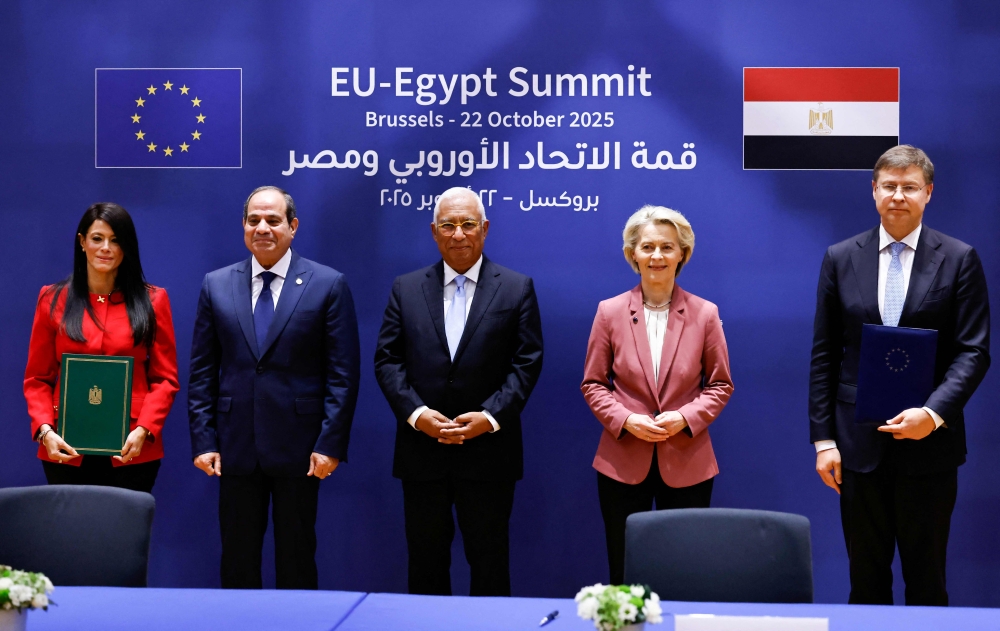 توقيع مذكرة التفاهم بحضور السيسي وفاندير لاين