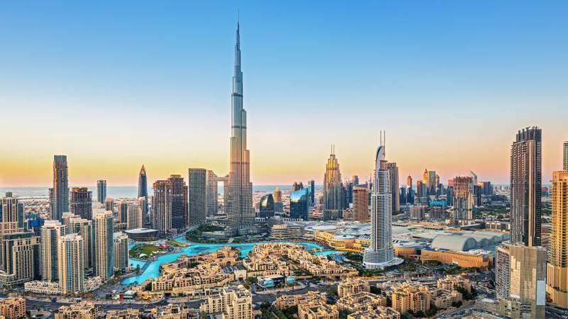 دبي توفر منظومة سياحية جاذبة