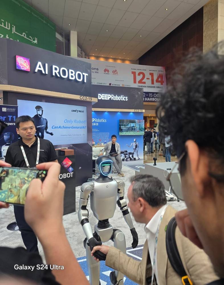 مسؤولو شركات: الإمارات نموذج عالمي في الاقتصاد الرقمي