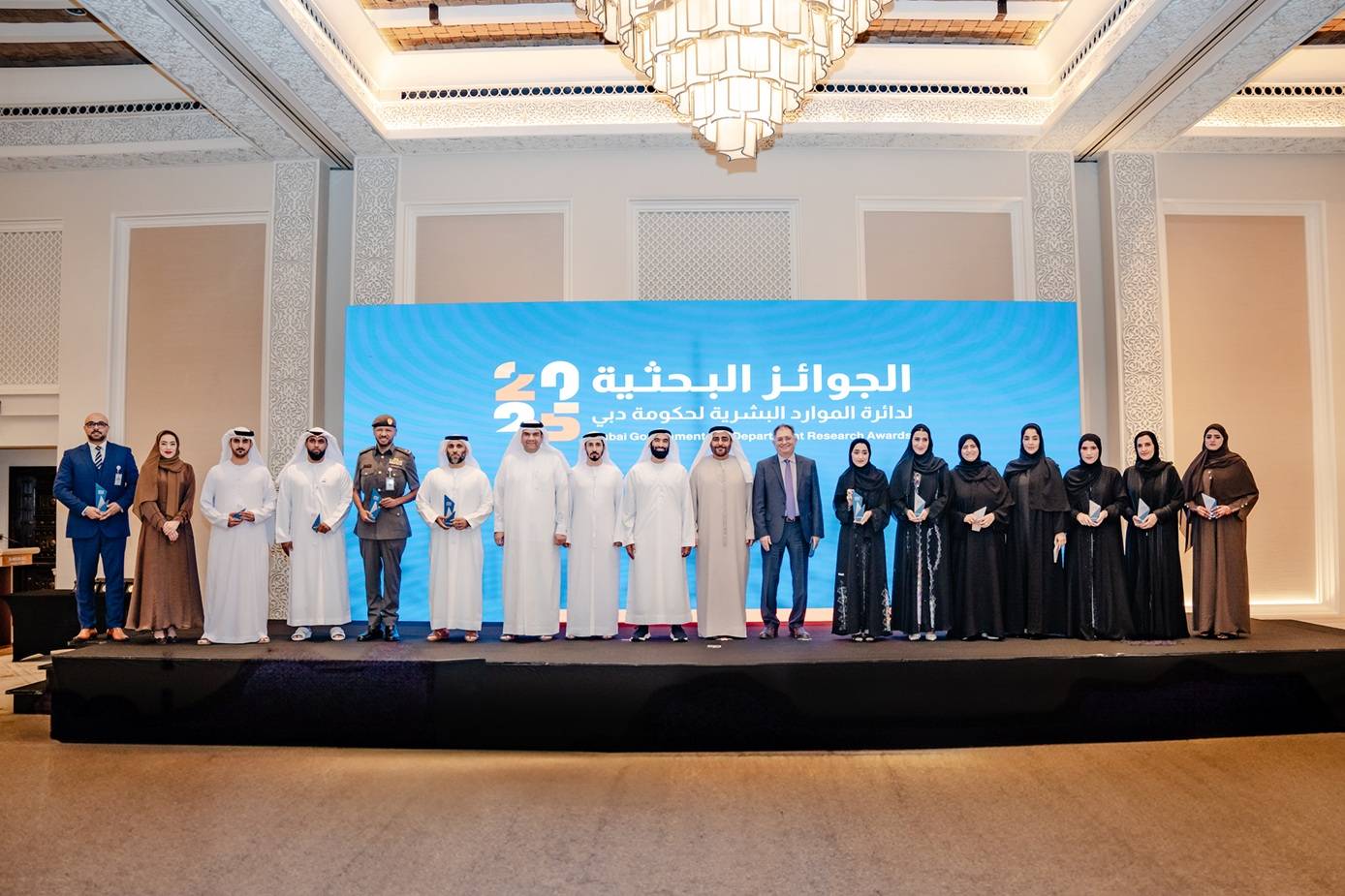 «موارد دبي» تكرّم الفائزين في الجوائز البحثية