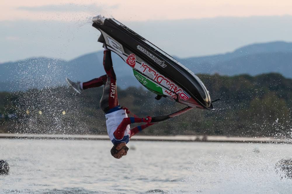 راشد الملا في منافسات سابقة