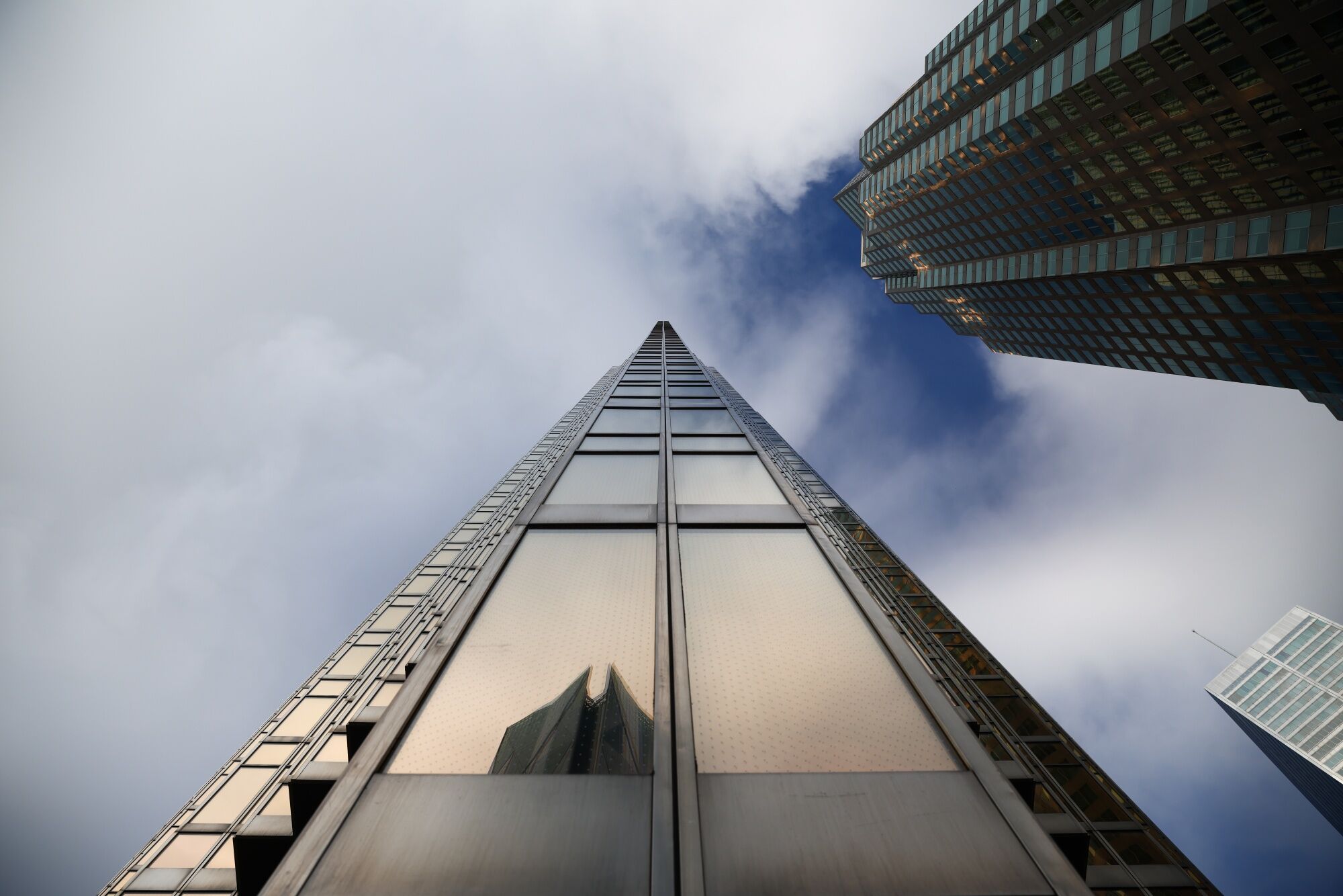 أبراج في حي المال في تورونتو